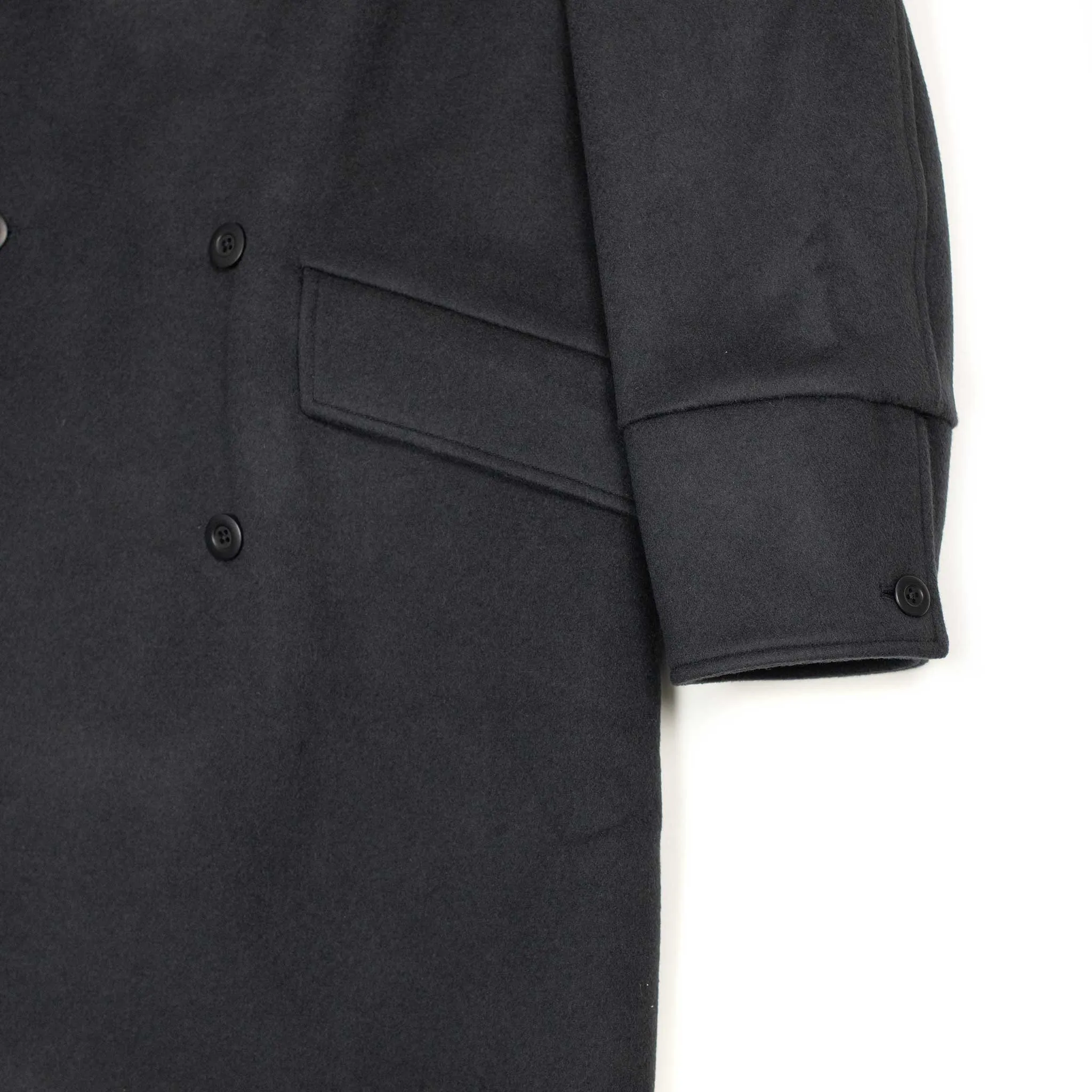 Double-breasted coat in navy super 100s double-cloth wool